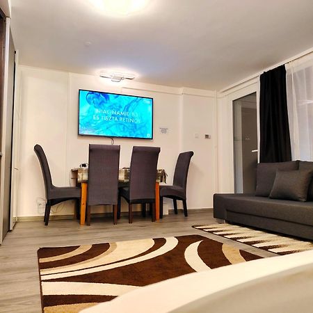 Nyuszis Apartman Кішкунмойша Екстер'єр фото